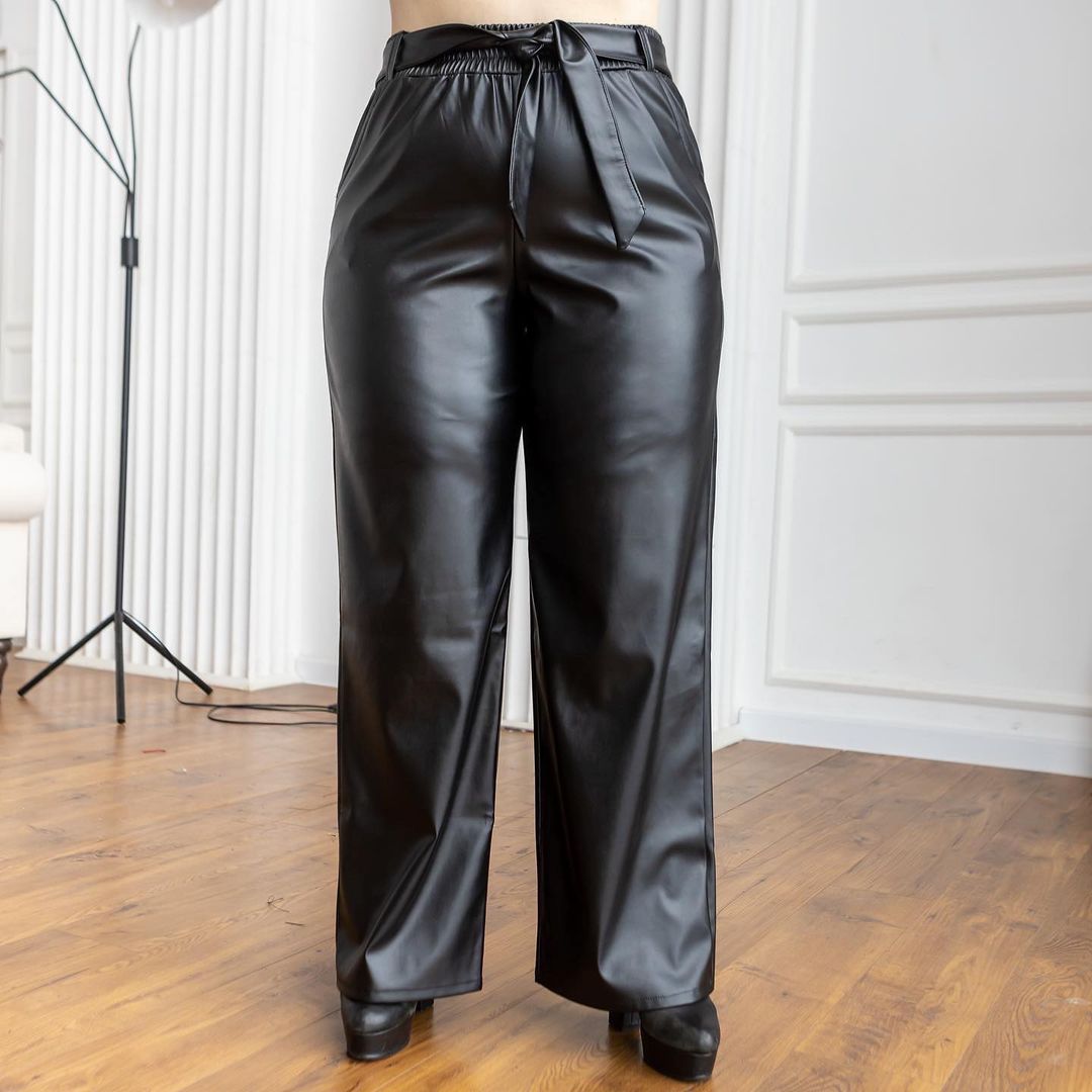 брюки экокожа женские для полных женщин с чем носить