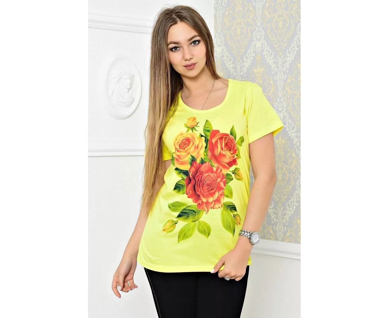Желтая футболка женская с цветами