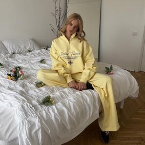 Костюм спортивный женский